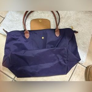 Medium sized purple long Champ Tote